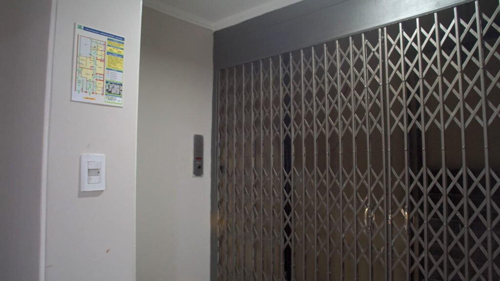 ascensor seguridad meraqui geriatrico bahia blanca kelluwen habilitado Kelluwen Salud | Residencias Geriatricas Kelluwen Salud
