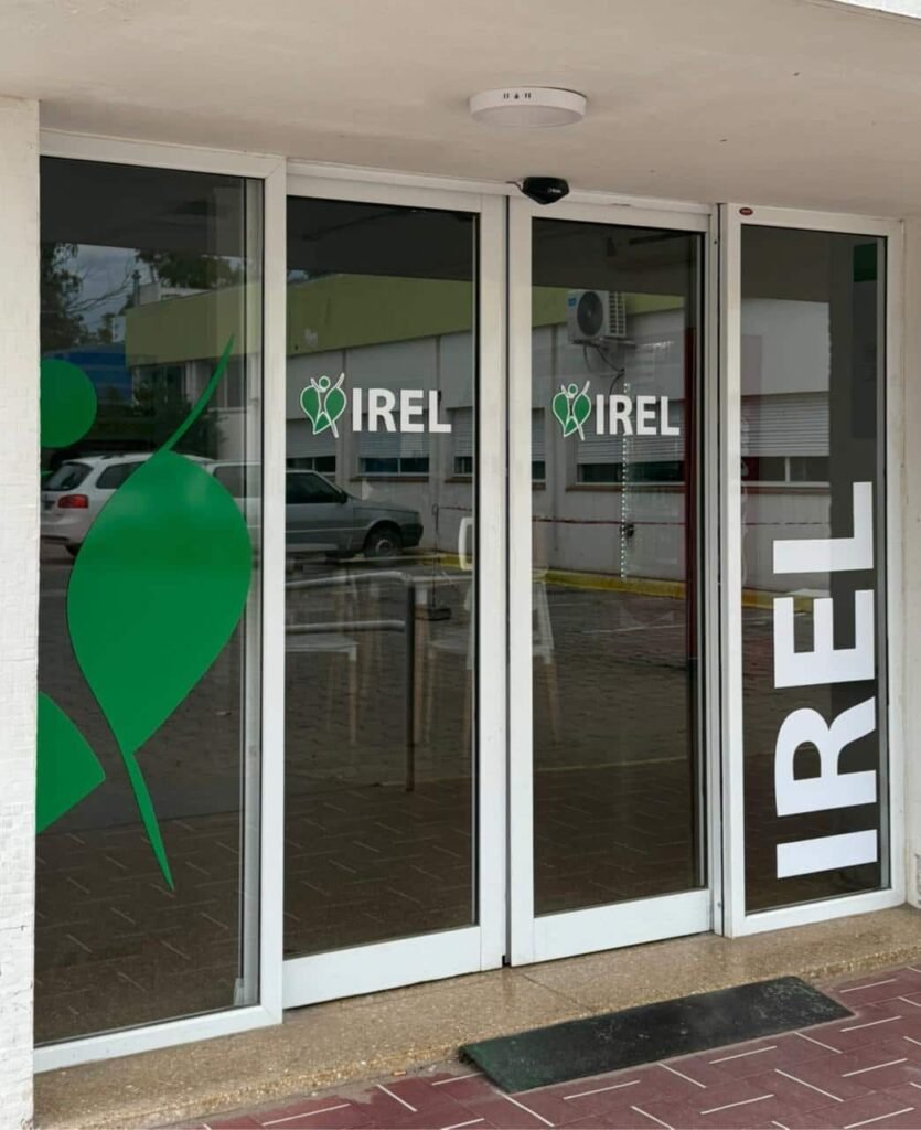Convenio de cooperación junto a IREL 3 irel bahia blanca kelluwen convenio Kelluwen Salud | Residencias Geriatricas Convenio de cooperación junto a IREL